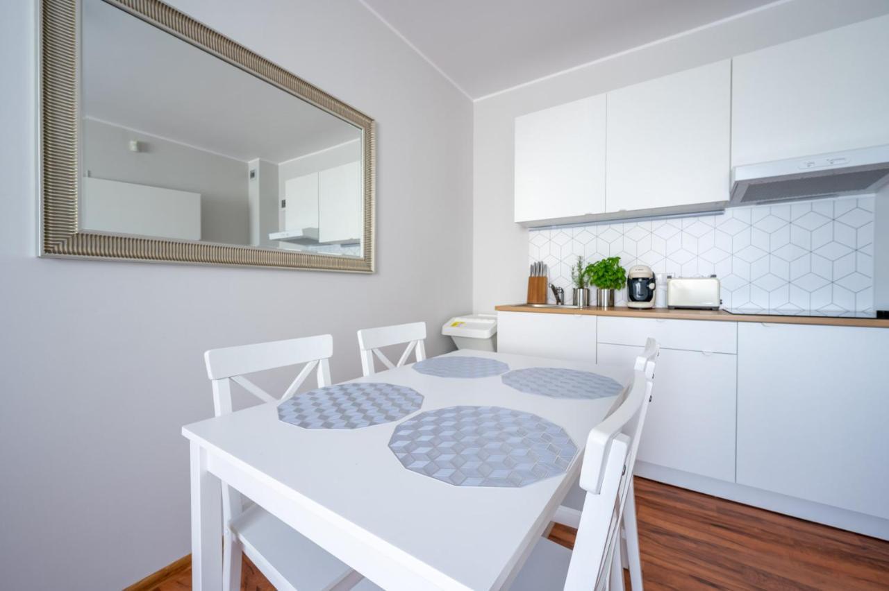 Seaesta Darlowo - Komfortowe Pokoje I Apartamenty Екстериор снимка